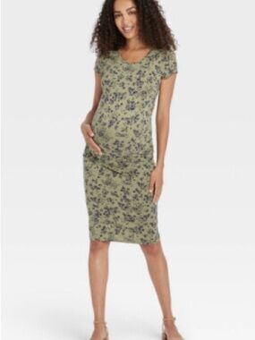 Ingrid & Isabel Green Floral Maternity Dress